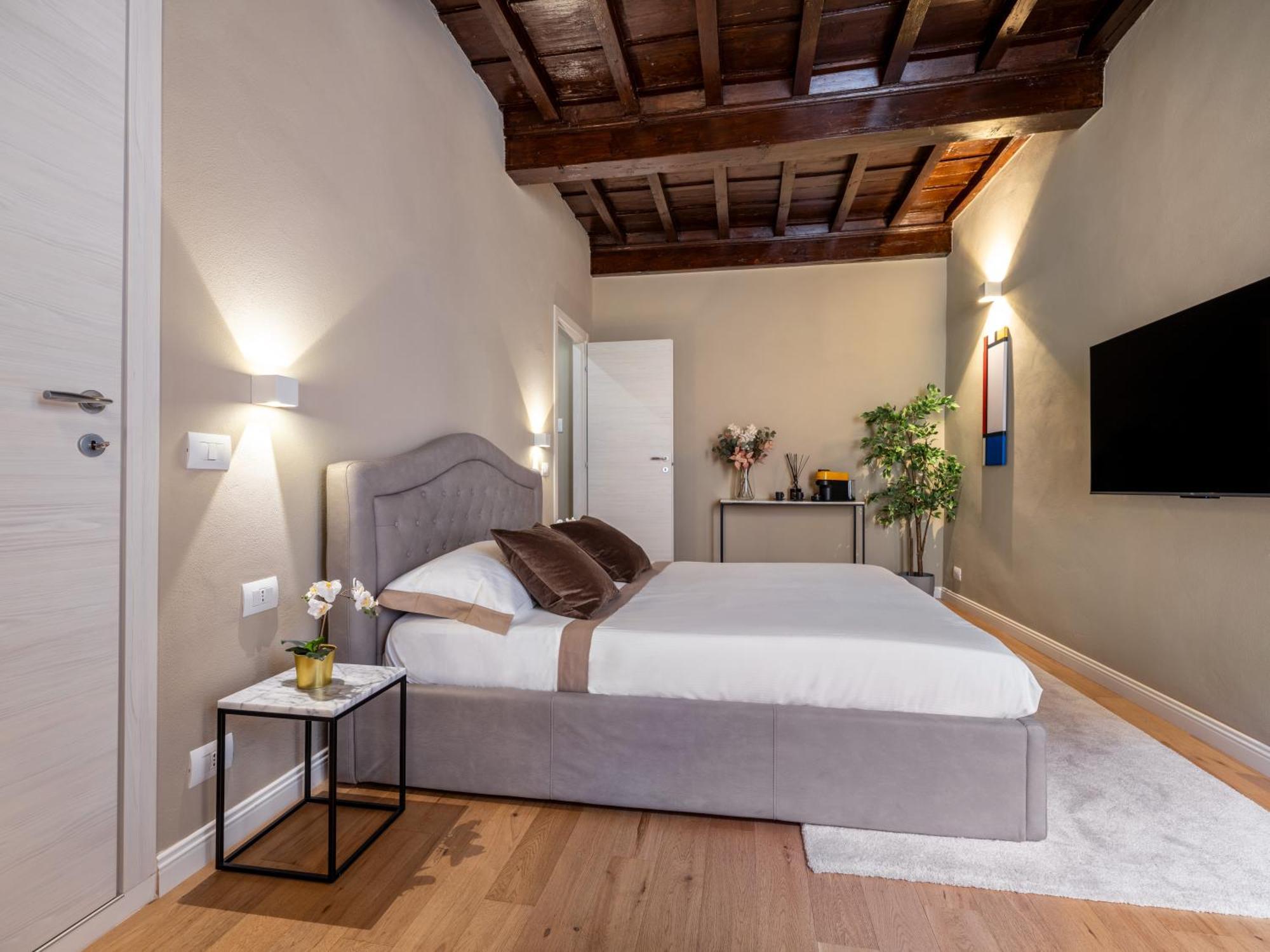 Santa Croce Luxury Suite - Dolcevita Holiday Firenze Kültér fotó